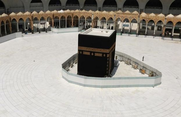 Taraweeh, Eid prayers to be offered at home