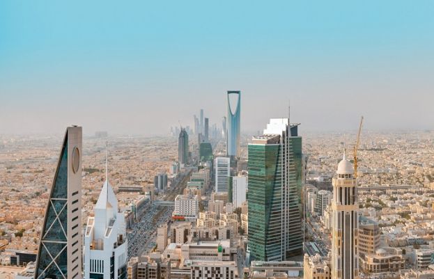 Saudi Arabia introduces new set of laws to localize its labour