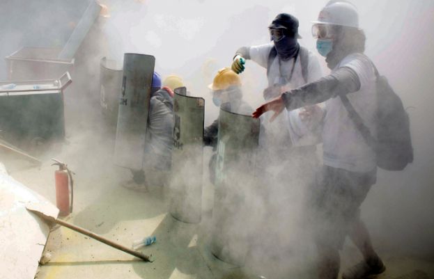 میانمار میں فوجی بغاوت کیخلاف احتجاج