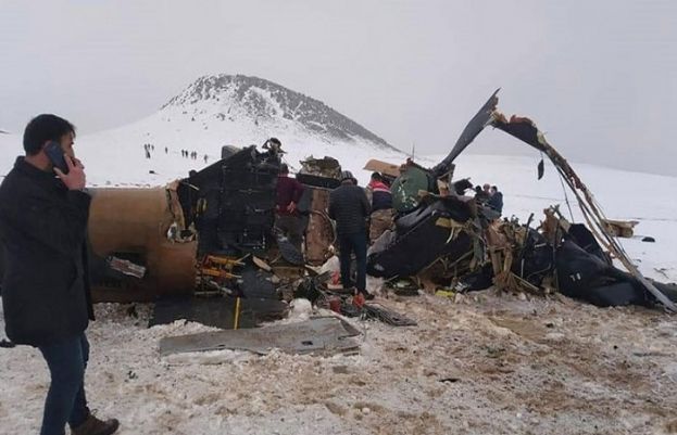 فوجی ہیلی کاپٹر گر کر تباہ، 10فوجی جانبحق 