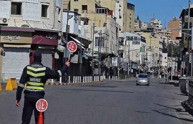 اردن میں دو وزرا نے کورونا ایس او پیز کی خلاف ورزی پر استعفیٰ دے دیا۔