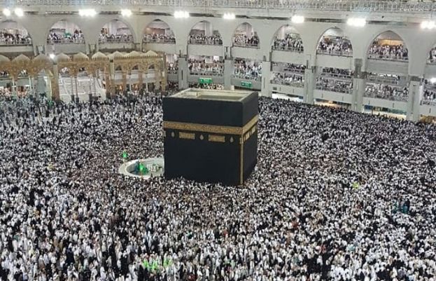 سعودی عرب نے رواں برس حج کرنے والے عازمین کے لیے کورونا ویکسین کو لازمی قرار دے دیا۔