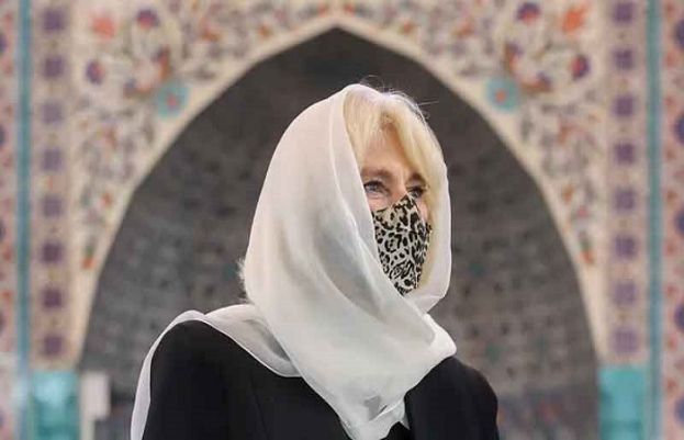 شہزادہ چارلس کی اہلیہ کمیلا پارکر نے لندن میں مسجد کا دورہ کیا
