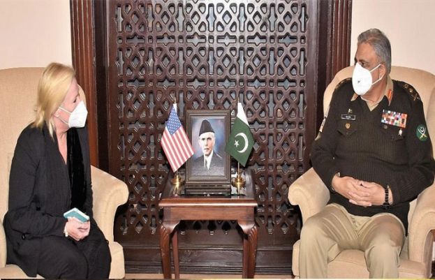 آرمی چیف جنرل قمر جاوید باجوہ سے امریکی ناظم الامور نے ملاقات کی