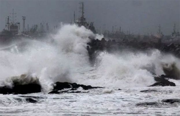 جنوب مشرقی بحیرہ عرب میں موجود ڈپریشن سمندری طوفان