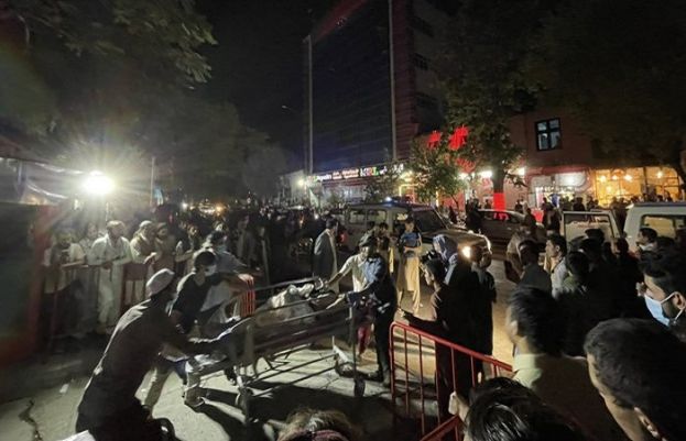 کابل ائیرپورٹ دھماکوں میں اموات کی تعداد 90 ہوگئی 