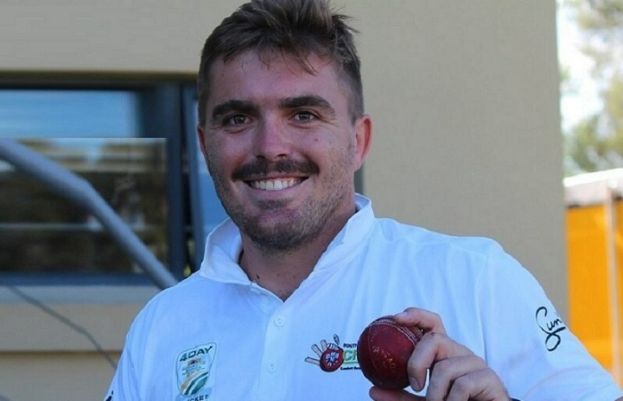 جنوبی افریقی اسپنر سیم وائٹ ہیڈ