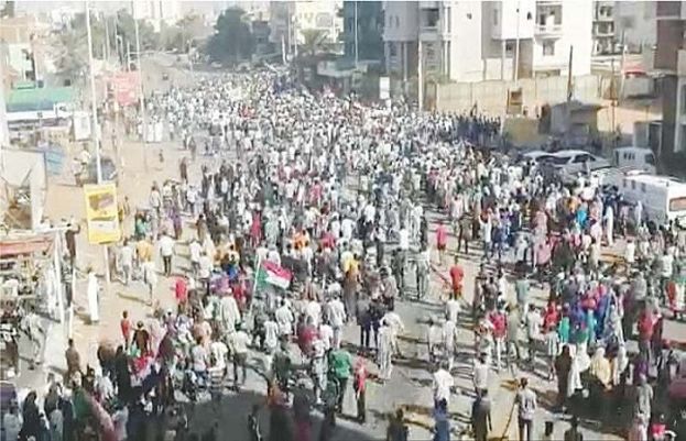 5 killed in crackdown on Sudan anti-coup protests