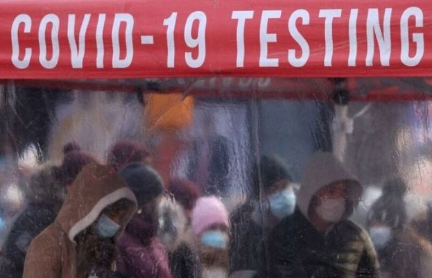 اومیکرون کے پھیلاؤ کے باعث مختلف ممالک میں نئی پابندیاں نافذ