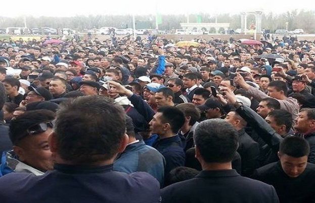قازقستان میں ہنگامے پھوٹ پڑ گئے