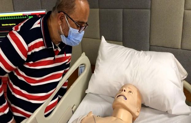 مصنوعی مریض