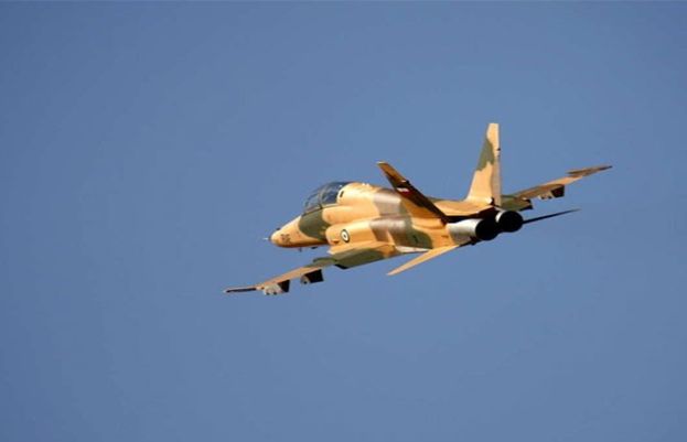 جنگی طیارہ گر کر تباہ