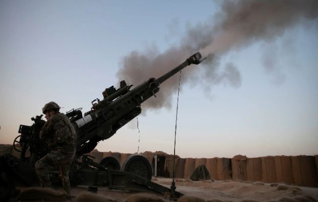 America ships artillery weapons to Ukraine