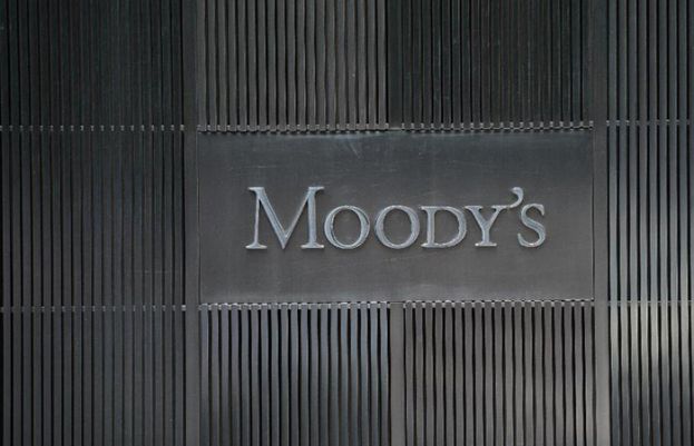 Moody&rsquo;s Investors Service predicts Pakistan&rsquo;s outlook to negative