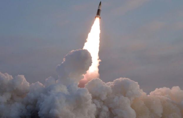 شمالی کوریا کا ایک وقت میں 8 میزائلوں کا تجربہ