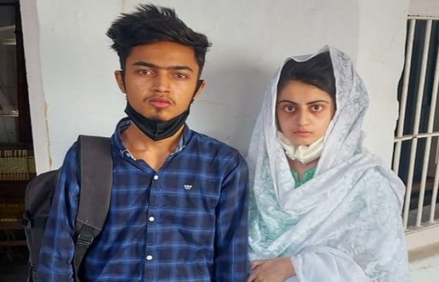 پسند کی شادی کرنے والی دعا زہرا اور اس کا شوہر ظہیر احمد