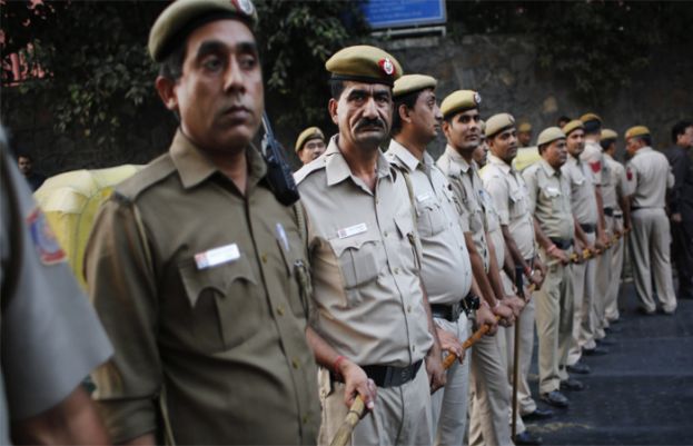 اسلام مخالف بیان پر بی جے پی ترجمان نوپور شرما کو بھارتی پولیس نے طلب کرلیا