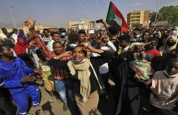سوڈان میں فوجی بغاوت کے خلاف احتجاجی مظاہروں کے  دوران متعدد افراد ہلاک 