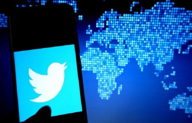 دو اکاؤنٹ سے ایک ٹویٹ