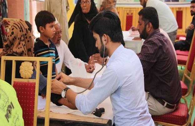 وزارت صحت کا سیلاب متاثرہ علاقوں میں ہیلتھ کیمپس لگانے کا فیصلہ