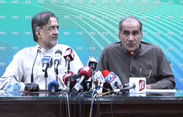 وزیر ریلوے سعد رفیق اور مشیر امور کشمیر قمر زمان کائرہ