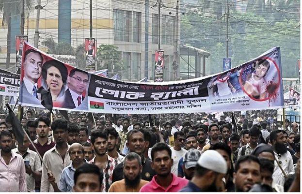 Thousands of party activists hit with