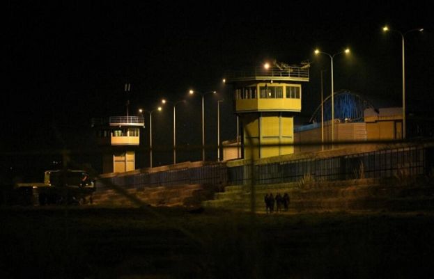 At least 15 killed in latest Ecuador prison riot