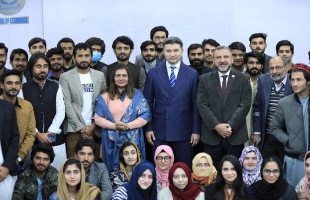 قازقستان کے سفیر کا قائد اعظم یونیورسٹی میں لیکچر