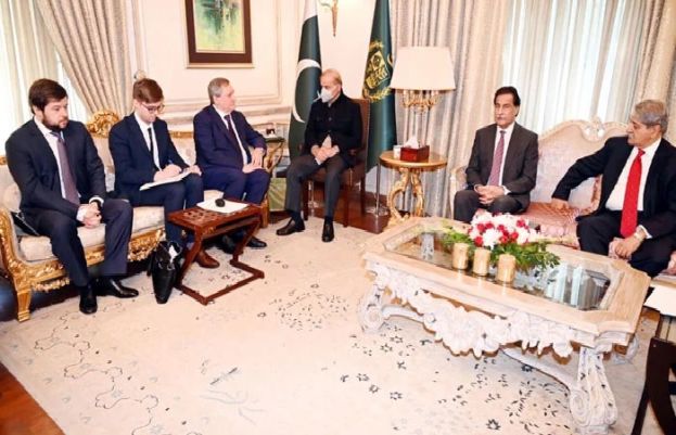 President Putin to &lsquo;decide&rsquo; on Russian oil price discount for Pakistan