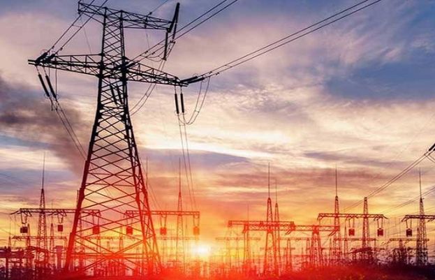مہنگائی بم عوام پر گرنے کے لئے تیار، بجلی 4 روپے 46 پیسے فی یونٹ تک مہنگی