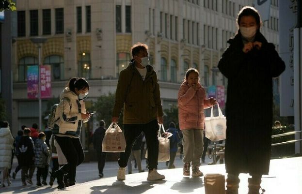 شنگھائی کی 70 فیصد آبادی کووڈ-19 سے متاثر ہو چکی ہے