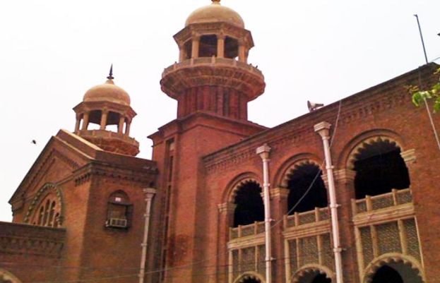 پنجاب میں انتخابات کی تاریخ لینے کے لئے پی ٹی آئی نے عدالت سے رجوع کرلیا