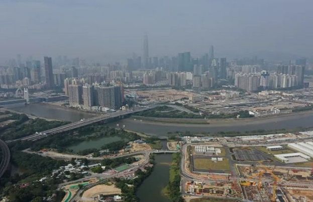 چین نے ہانگ کانگ کیساتھ اپنی سرحد دوبارہ کھولنے کا اعلان کر دیا