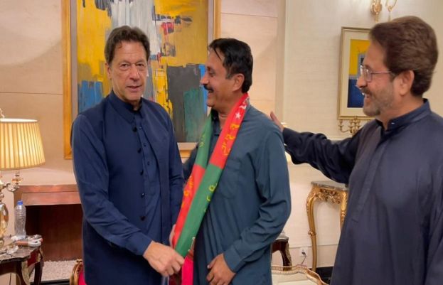 سابق رکن قومی اسمبلی جمشید دستی نے پاکستان تحریک انصاف میں شمولیت کا اعلان کر دیا۔