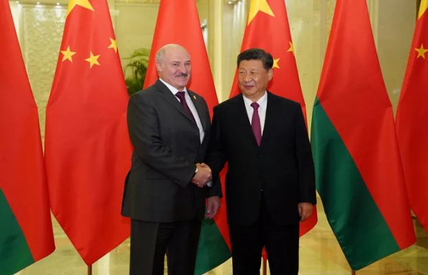 Chinese President Xi Jinping shakes hands with Belarusian President Alexander Lukashenko in Beijing.
