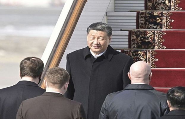 چین کے صدر یوکرین جنگ پر پوتن سے ملاقات کیلیے روس پہنچ گئے