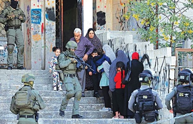 Israeli forces shoot 7 Palestinians in occupied West Bank