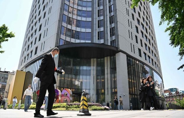 China to expel Canadian diplomat in tit-for-tat move