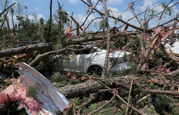 امریکا کی جنوبی ریاستوں میں طوفانی بگولوں نے تباہی مچادی
