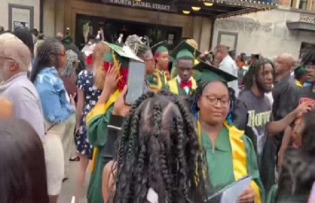 2 killed, 5 wounded in US high school graduation shooting