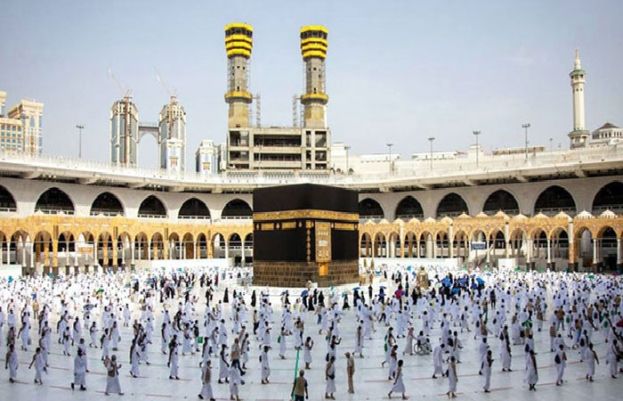 اب سعودی شہری اپنے دوستوں کو عمرے کیلئے مدعو کر سکیں گے