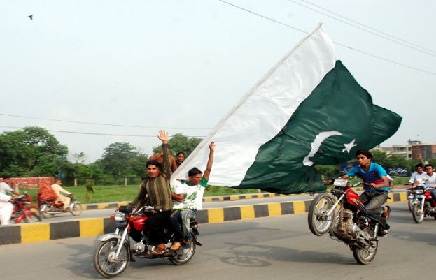 جشن آزادی پر ہلڑ بازی اور ون ویلنگ کرنیوالوں کیخلاف کریک ڈاؤن کا فیصلہ