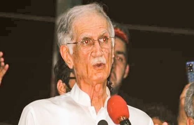 چیئرمین پاکستان تحریک انصاف (پی ٹی آئی) پارلیمنٹیرین پرویز خٹک