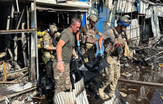 Russian airstrike in east Ukraine market kills 17 including one kid