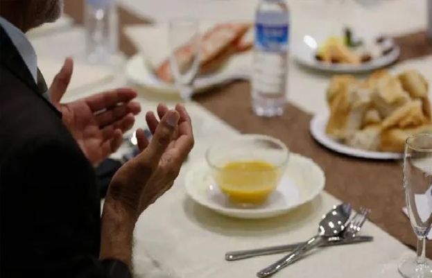 How to maintain hydration, energy while fasting? Health expert reveals some secrets