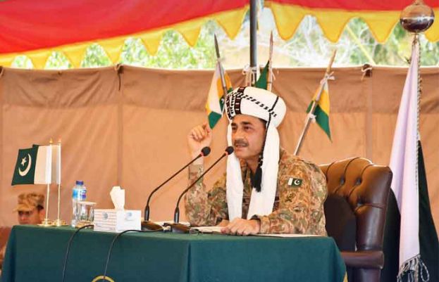 بلوچستان: آرمی چیف کا آواران کا دورہ، شہدا کے اہلخانہ اور عمائدین سے ملاقات