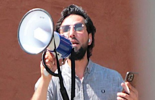 سلوان مومیکا